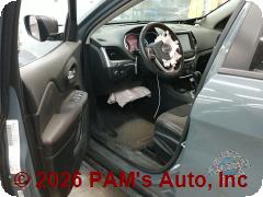 Vehicle photo 10