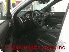 Vehicle photo 10