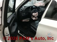 Vehicle photo 10