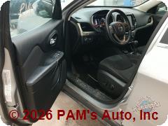 Vehicle photo 10