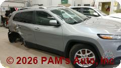 Vehicle photo 3