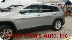 Vehicle photo 7