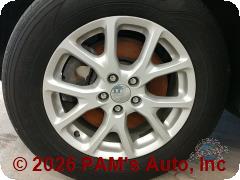 Vehicle photo 9