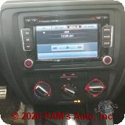 Vehicle photo 13