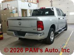 Vehicle photo 5