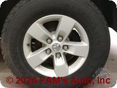 Vehicle photo 9