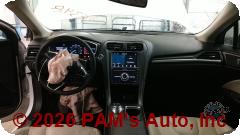 Vehicle photo 14