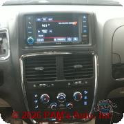 Vehicle photo 13
