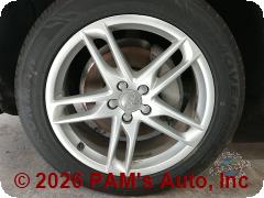 Vehicle photo 9