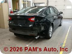 Vehicle photo 5