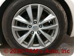 Vehicle photo 9