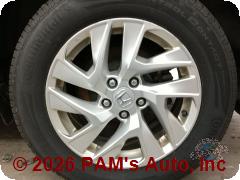 Vehicle photo 9