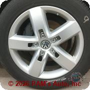 Vehicle photo 9