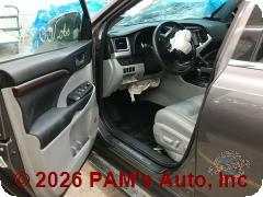 Vehicle photo 10