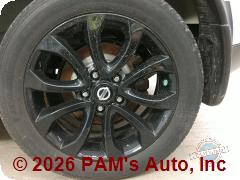 Vehicle photo 9
