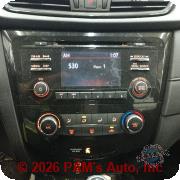 Vehicle photo 13