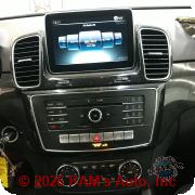 Vehicle photo 13