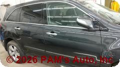 Vehicle photo 3