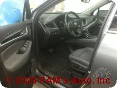Vehicle photo 10