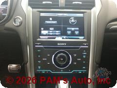 Vehicle photo 13