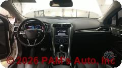 Vehicle photo 14