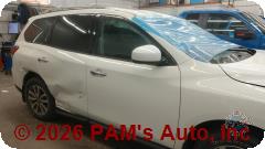 Vehicle photo 3