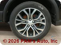 Vehicle photo 9