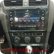 Vehicle photo 13