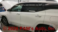 Vehicle photo 7