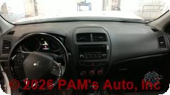 Vehicle photo 14