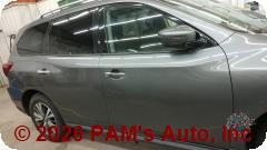 Vehicle photo 3