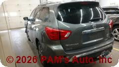 Vehicle photo 6