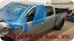 Vehicle photo 7