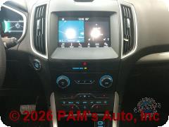Vehicle photo 13