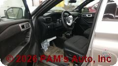 Vehicle photo 10