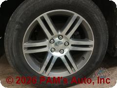 Vehicle photo 9