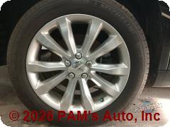 Vehicle photo 9