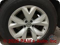 Vehicle photo 9
