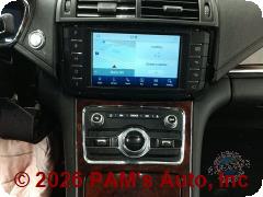 Vehicle photo 13