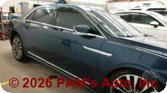 Vehicle photo 3