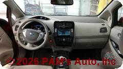 Vehicle photo 14