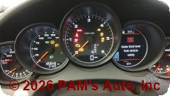 Vehicle photo 12