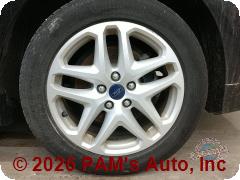 Vehicle photo 9