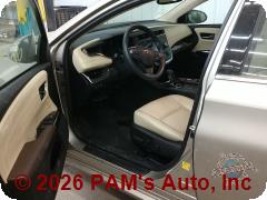 Vehicle photo 10