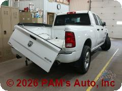 Vehicle photo 5