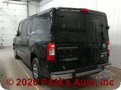 Vehicle photo 6
