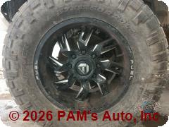 Vehicle photo 9