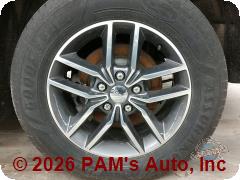 Vehicle photo 9