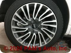 Vehicle photo 9