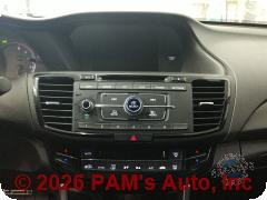 Vehicle photo 13
